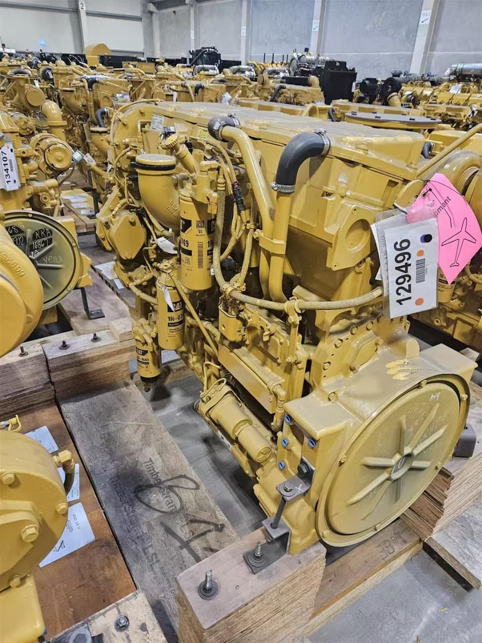 Оригинальный двигатель CATERPILLAR уже в наличии